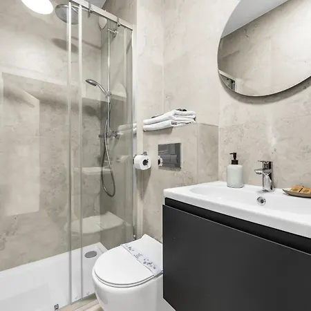 Konopacka - 7th Floor, Trams Nearby - By Rentujemy Apartamento