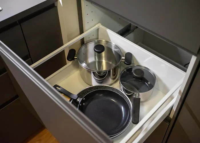 Konopacka - 7th Floor, Trams Nearby - By Rentujemy *