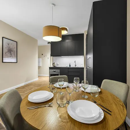 Apartment Konopacka - 7th Floor, Trams Nearby - By Rentujemy