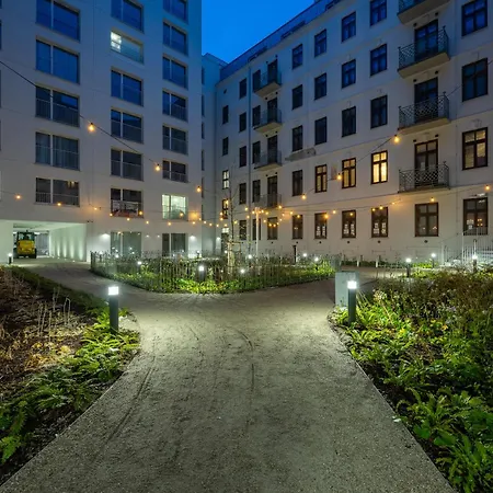 Apartment Konopacka - 7th Floor, Trams Nearby - By Rentujemy Warsaw