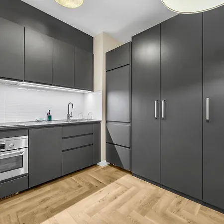 Konopacka - 7th Floor, Trams Nearby - By Rentujemy Warsaw