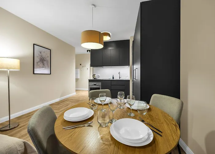 Apartment Konopacka - 7th Floor, Trams Nearby - By Rentujemy